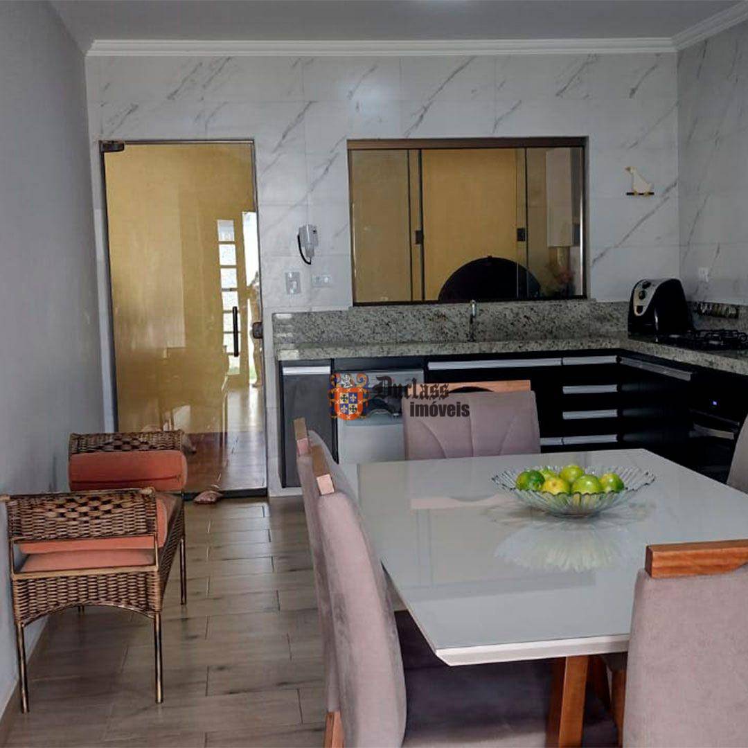 Sobrado à venda com 4 quartos, 200m² - Foto 8