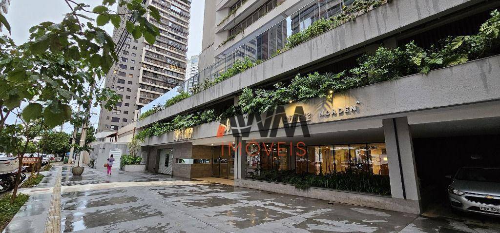 Apartamento à venda com 4 quartos, 227m² - Foto 1