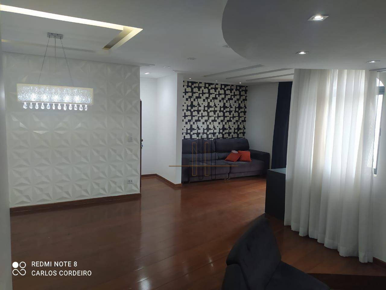 Apartamento à venda com 3 quartos, 145m² - Foto 1