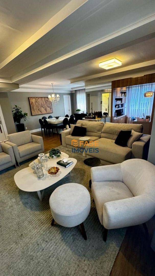 Apartamento à venda com 3 quartos, 144m² - Foto 4