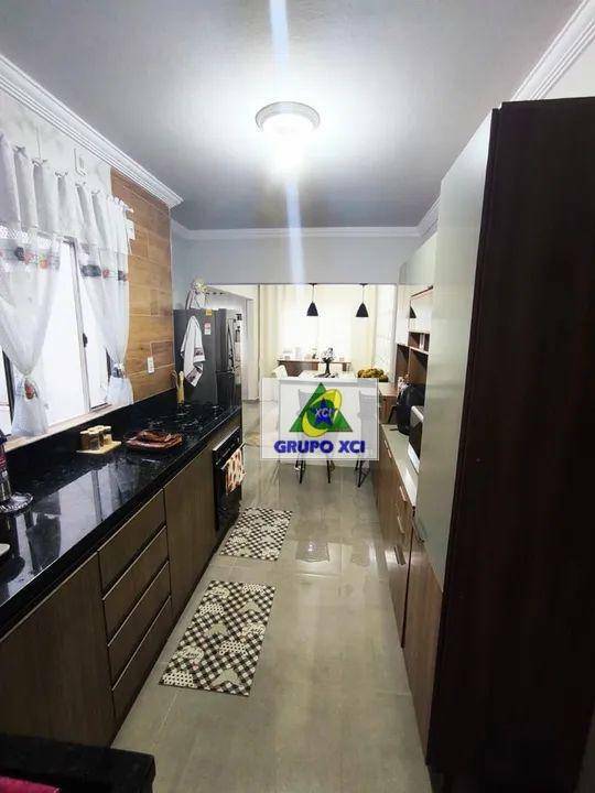 Apartamento à venda com 2 quartos, 63m² - Foto 4