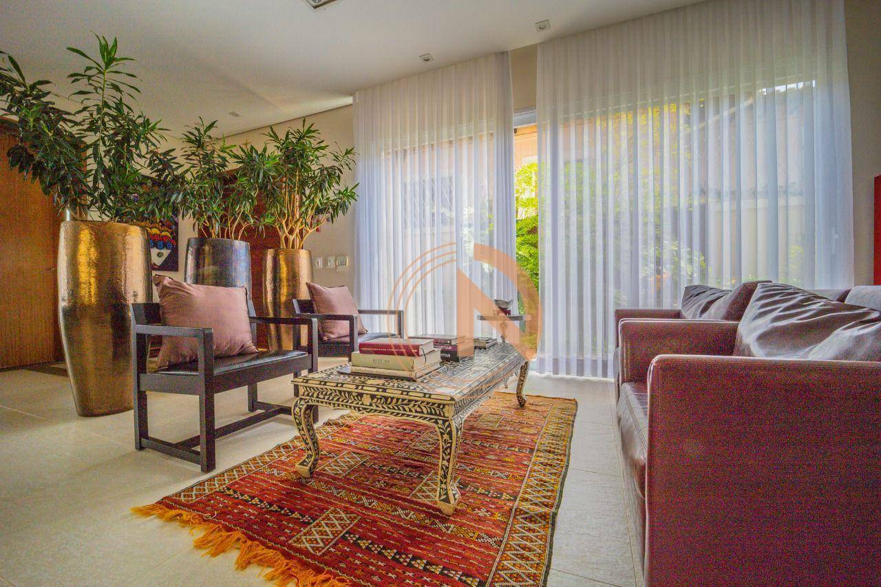 Casa à venda e aluguel com 5 quartos, 687m² - Foto 5