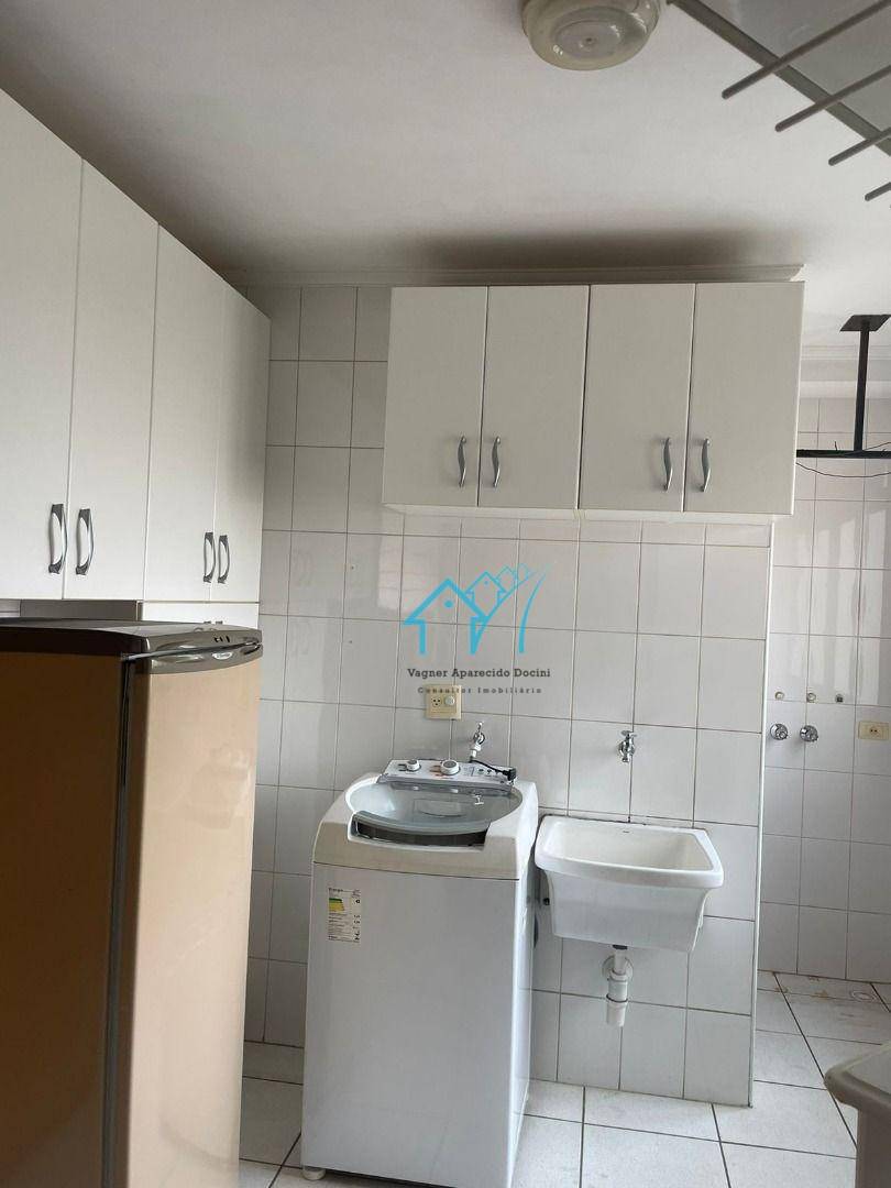 Apartamento para alugar com 3 quartos, 120m² - Foto 16