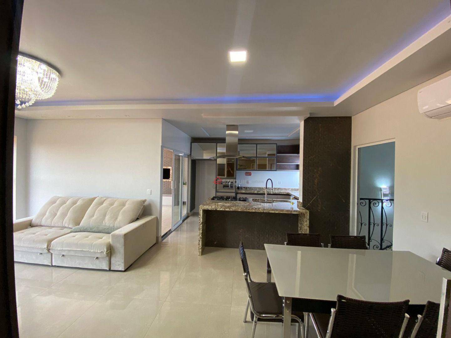 Casa à venda com 3 quartos, 495m² - Foto 4