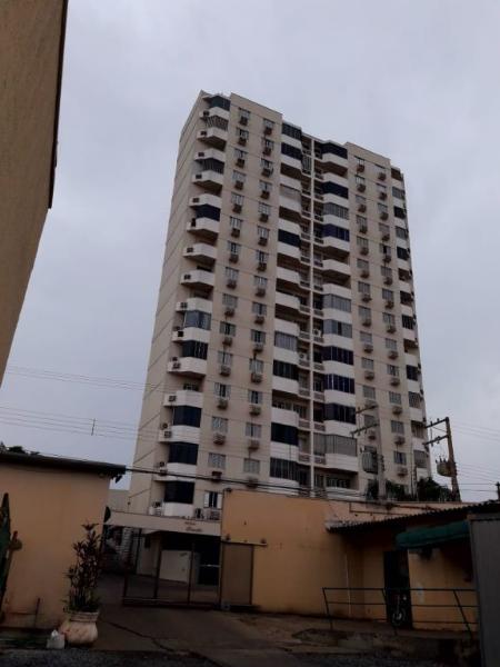 Apartamento à venda com 4 quartos, 170m² - Foto 1