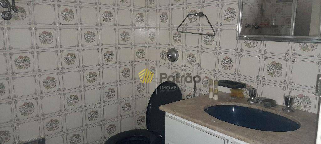 Sobrado à venda com 3 quartos, 750m² - Foto 42