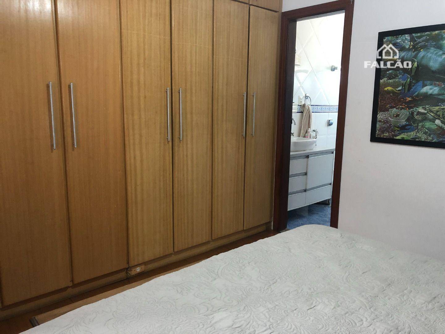 Casa à venda com 4 quartos, 180m² - Foto 24