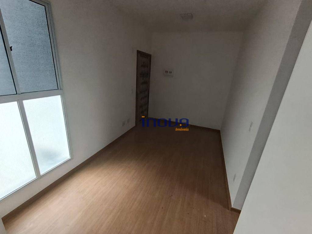 Apartamento para alugar com 2 quartos, 40m² - Foto 9