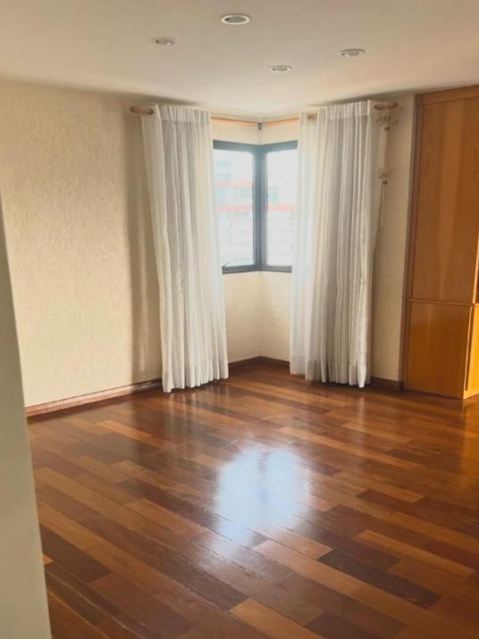 Apartamento à venda com 3 quartos, 140m² - Foto 11