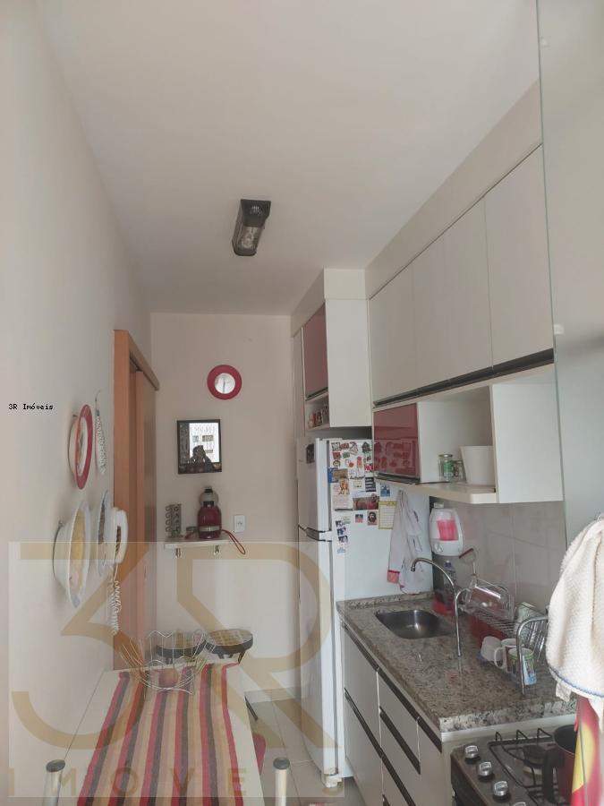 Apartamento à venda com 2 quartos, 55m² - Foto 10