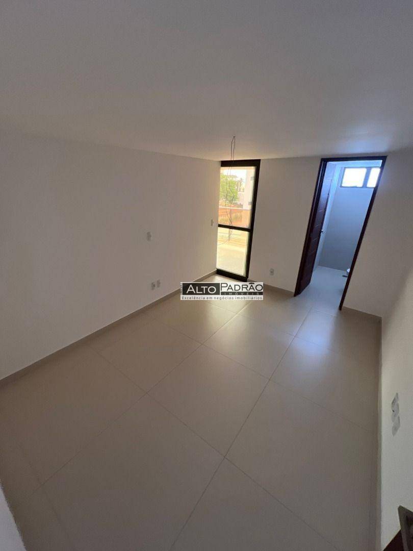 Apartamento à venda com 4 quartos, 234m² - Foto 3