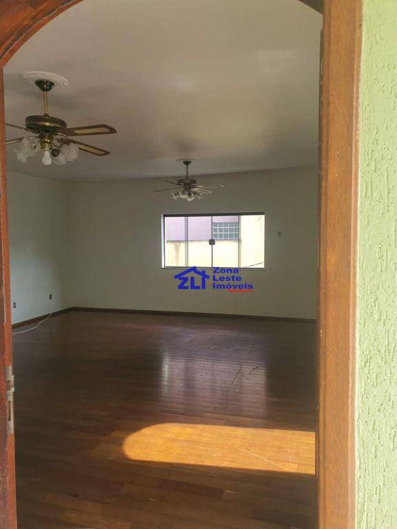 Sobrado à venda com 4 quartos, 380m² - Foto 24