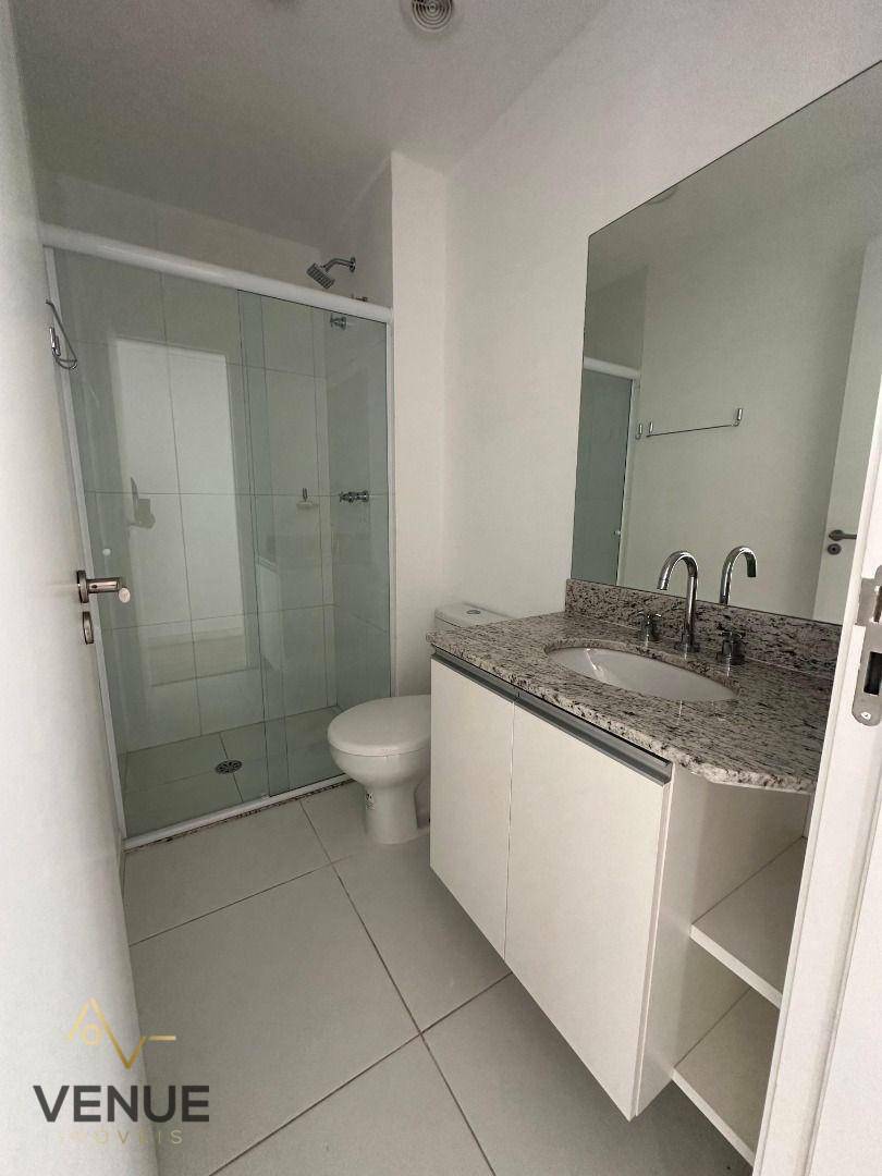 Apartamento à venda com 2 quartos, 67m² - Foto 14