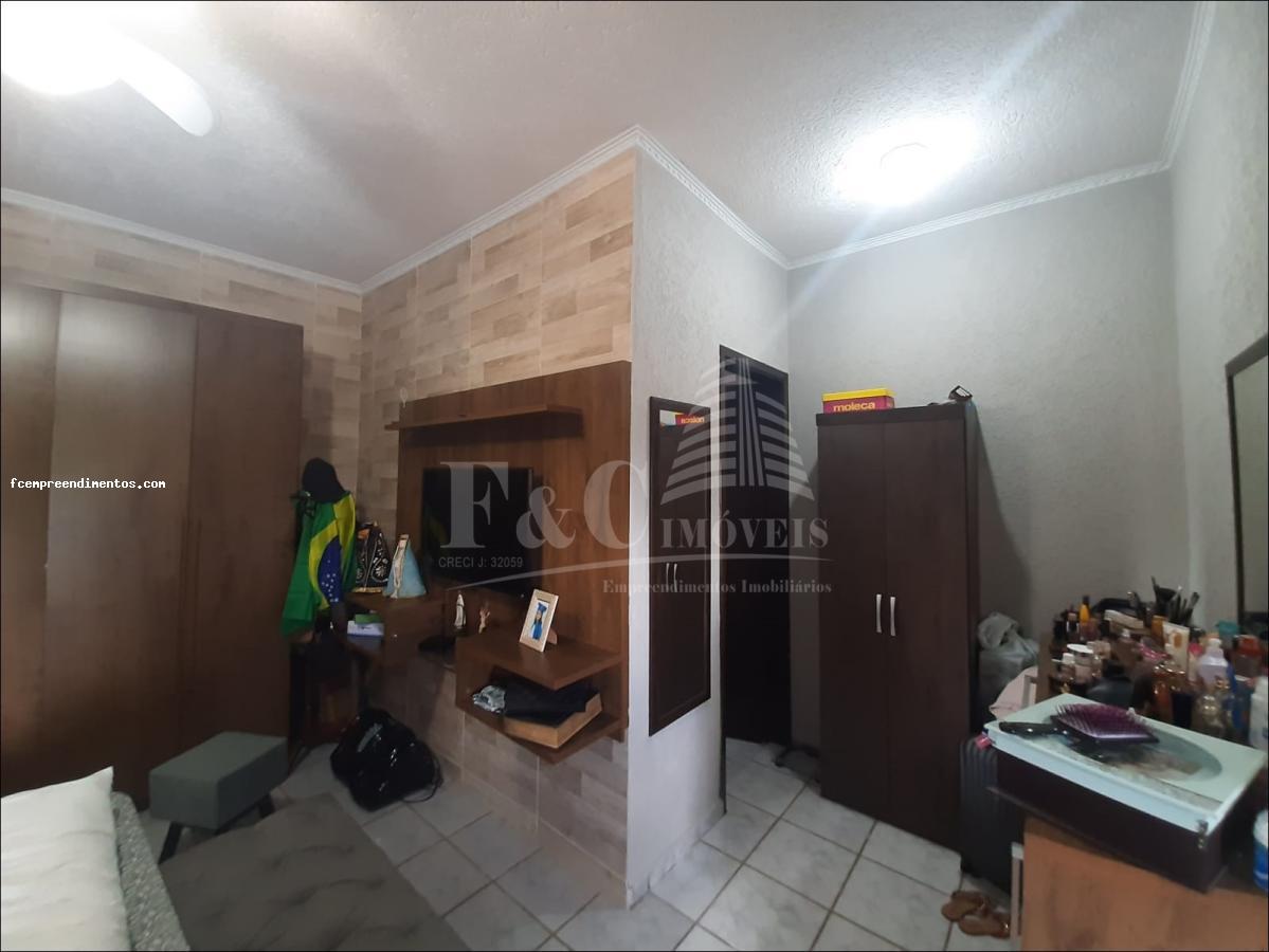 Casa à venda com 2 quartos, 277m² - Foto 14