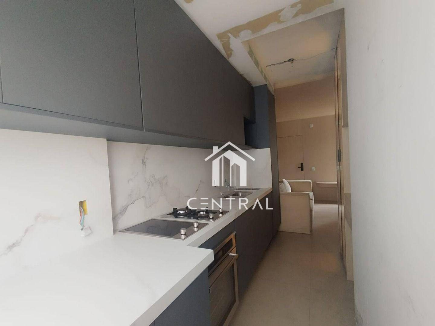 Apartamento à venda com 2 quartos, 42m² - Foto 3