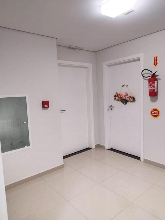 Apartamento à venda com 2 quartos, 68m² - Foto 18