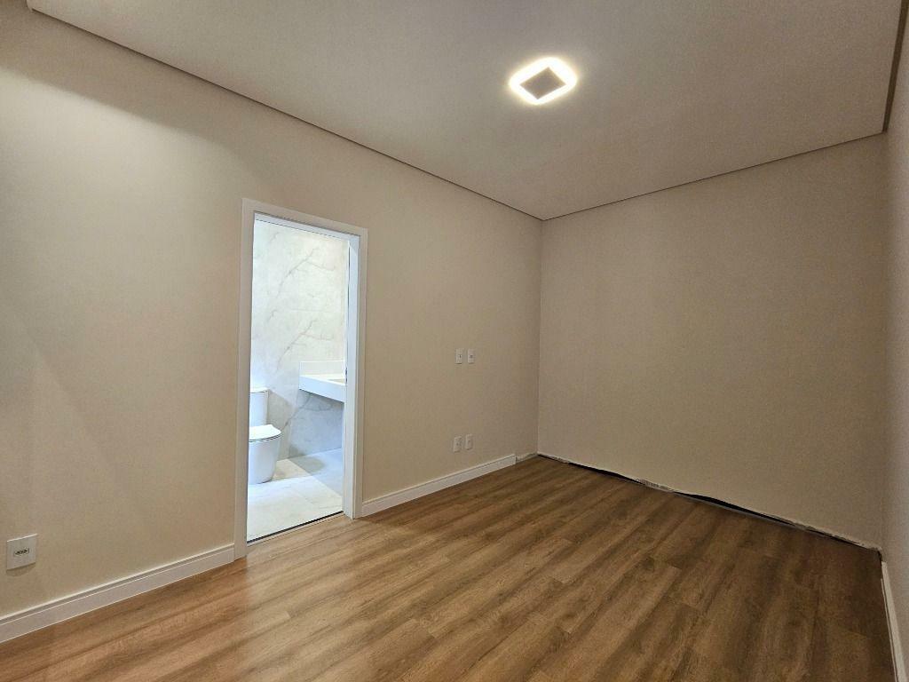 Casa de Condomínio à venda com 3 quartos, 209m² - Foto 16