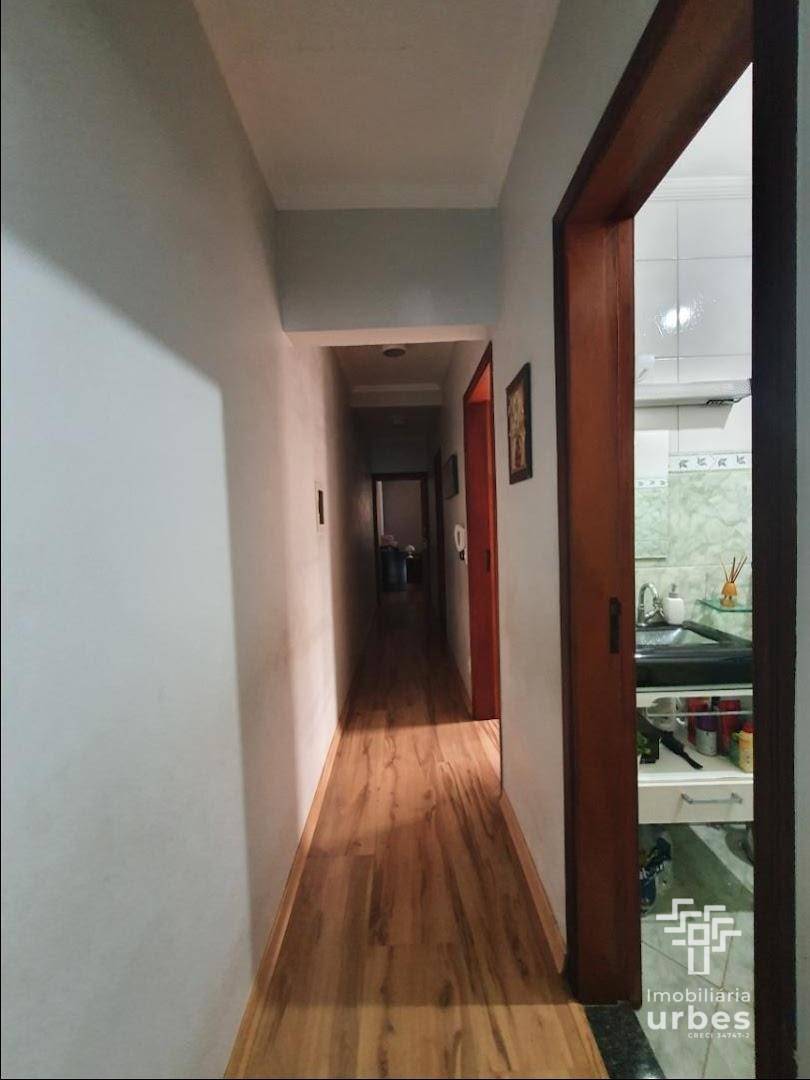 Casa à venda com 3 quartos, 110m² - Foto 9