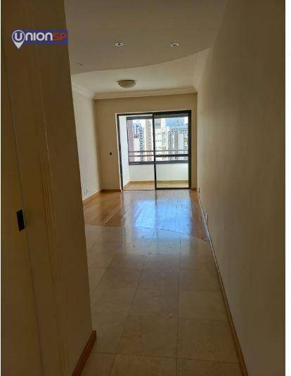 Apartamento à venda com 2 quartos, 70m² - Foto 5