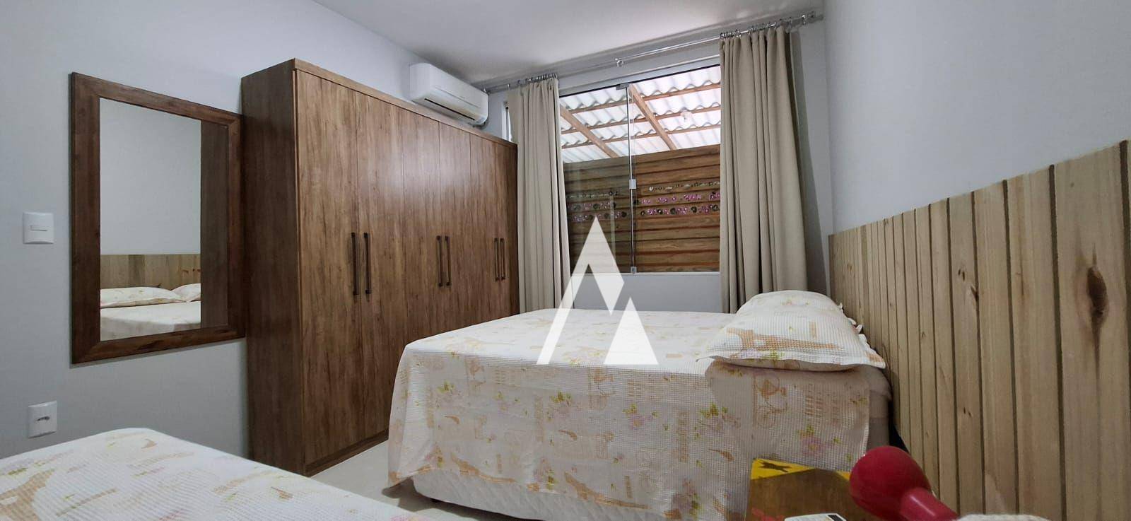 Pousada-Chalé à venda com 5 quartos, 280m² - Foto 14