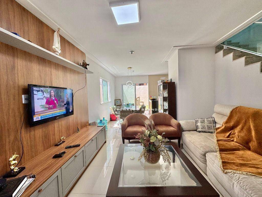 Casa à venda com 4 quartos, 149m² - Foto 11