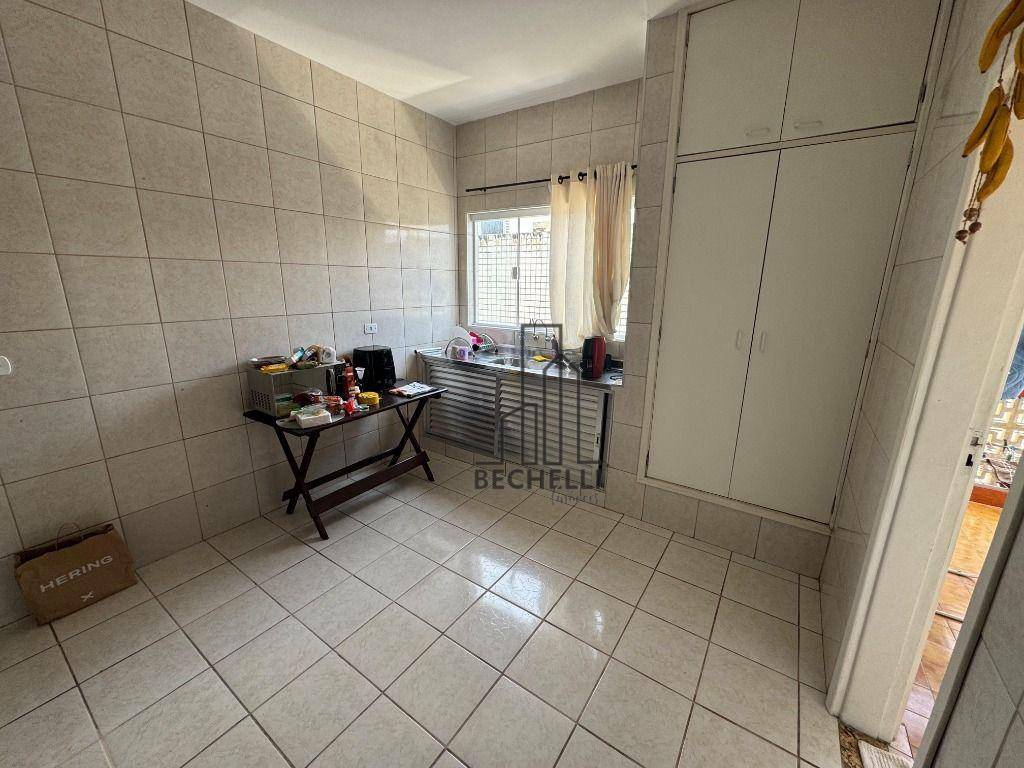 Casa para alugar com 3 quartos, 190m² - Foto 14