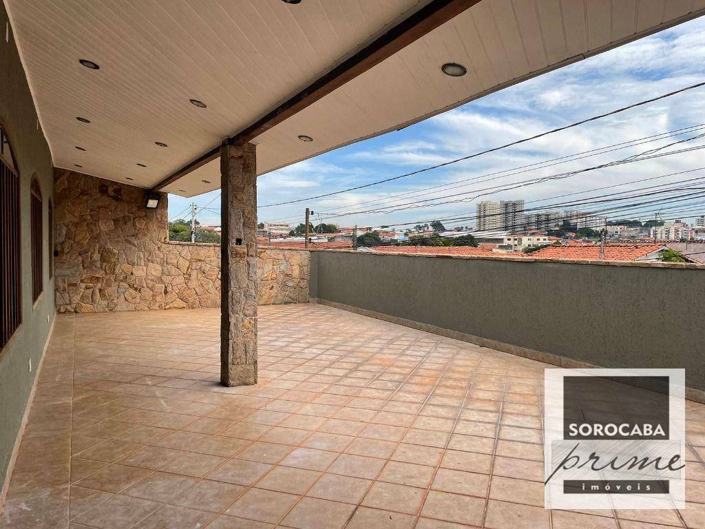 Casa à venda e aluguel com 3 quartos, 375m² - Foto 3