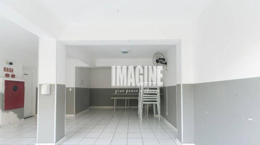 Apartamento à venda com 3 quartos, 52m² - Foto 27