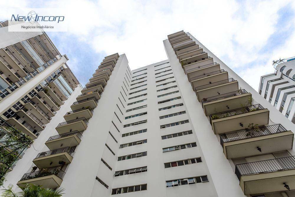 Apartamento à venda com 4 quartos, 169m² - Foto 2