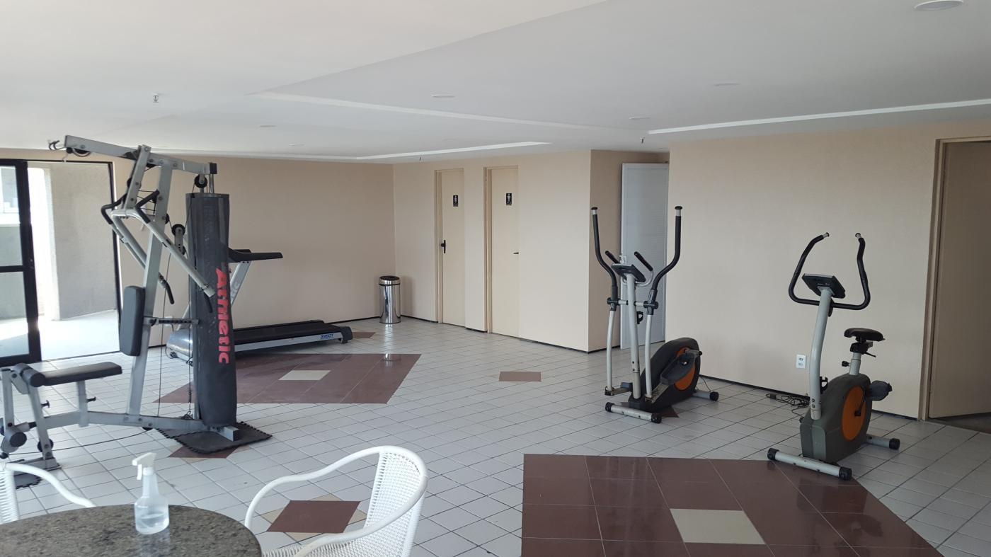 Apartamento para alugar com 2 quartos, 70m² - Foto 7