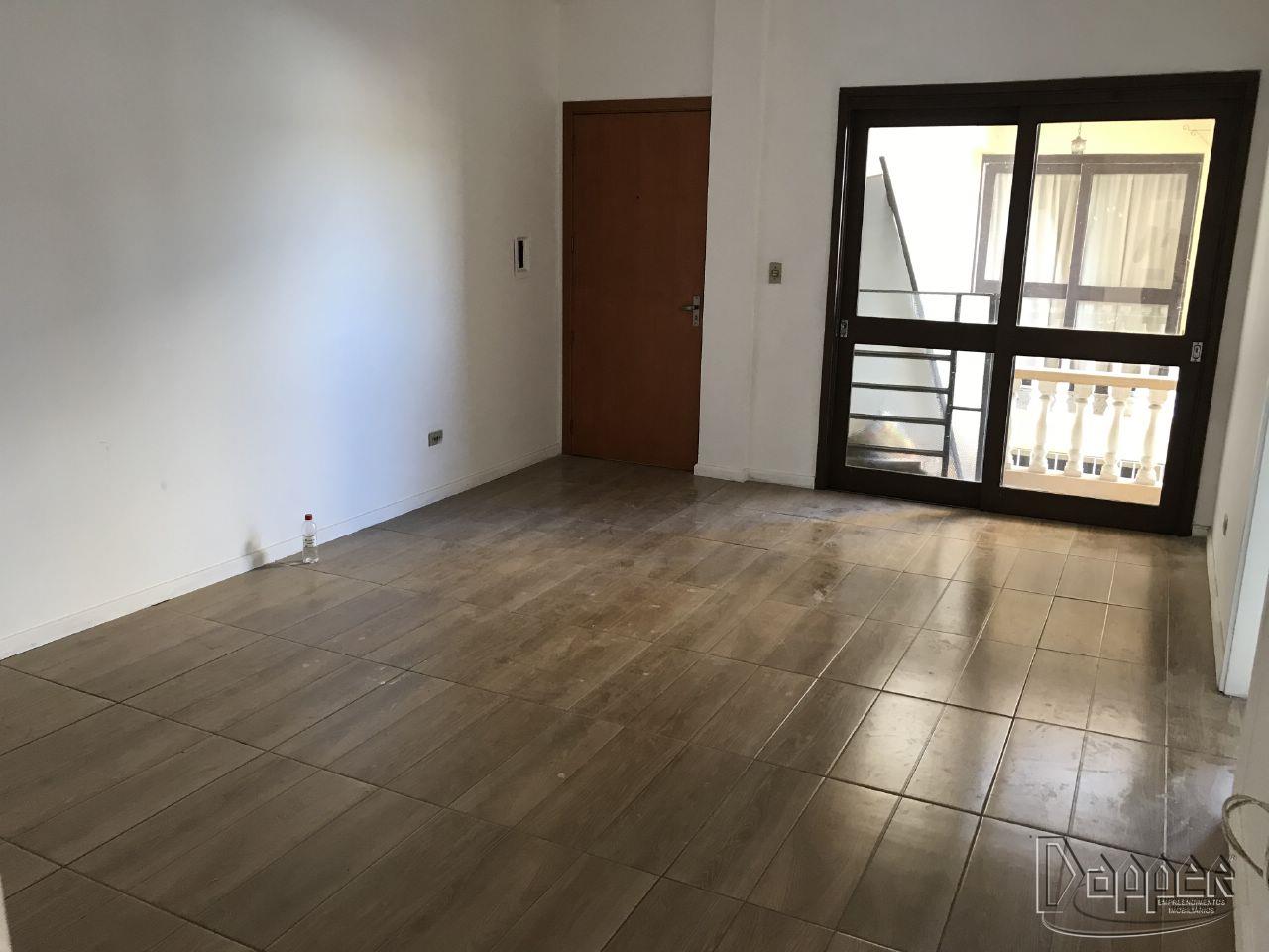 Apartamento à venda com 2 quartos, 72m² - Foto 2