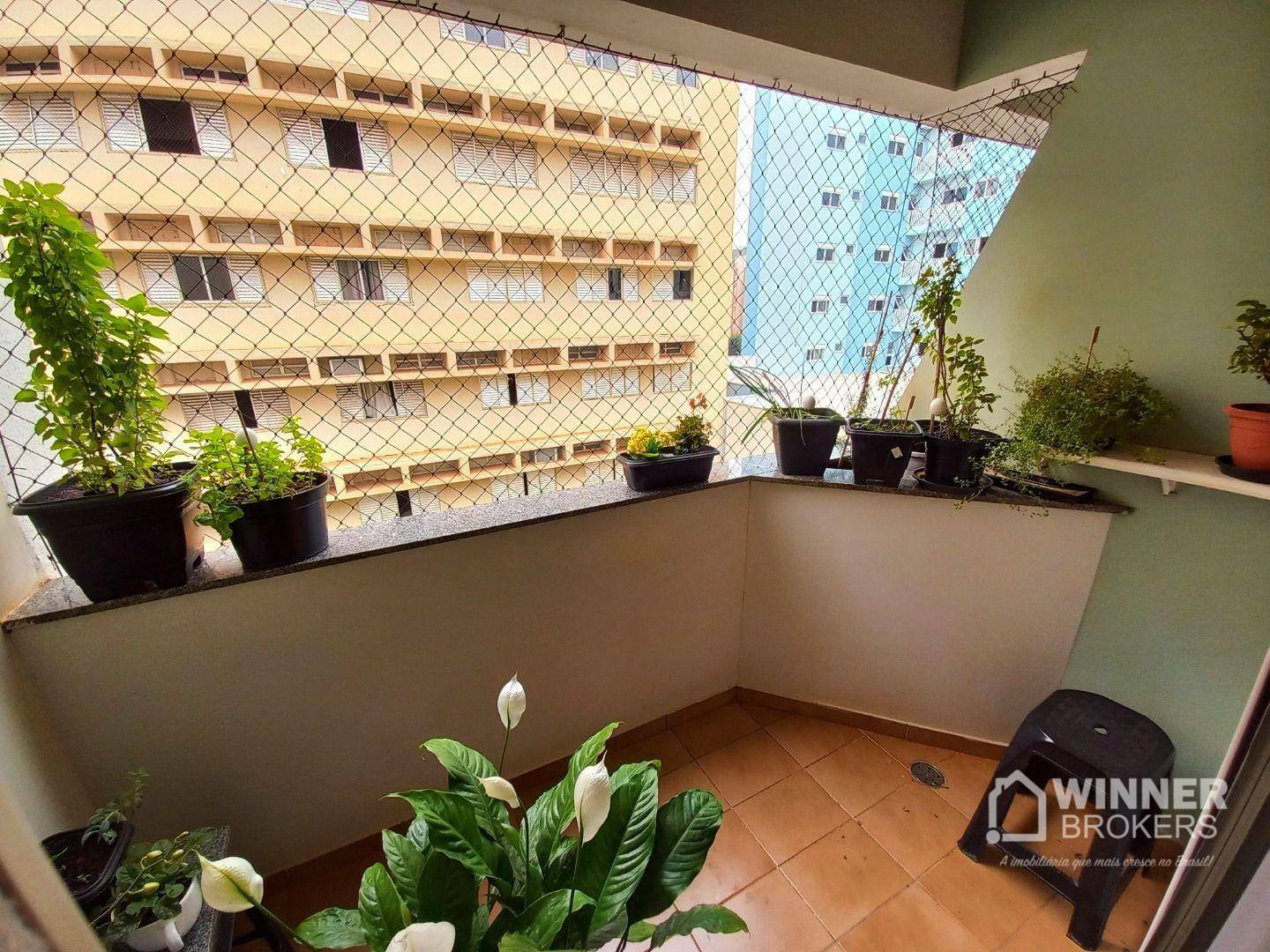 Apartamento à venda com 3 quartos, 93m² - Foto 6