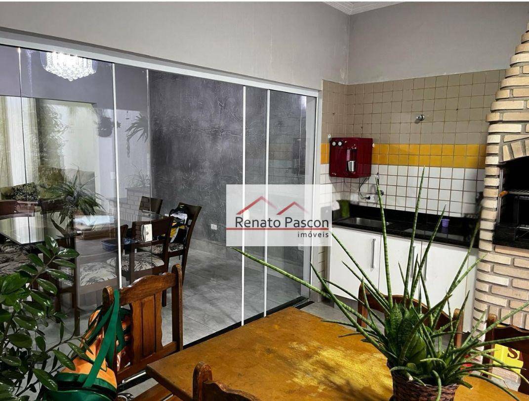 Casa à venda com 2 quartos, 151m² - Foto 7
