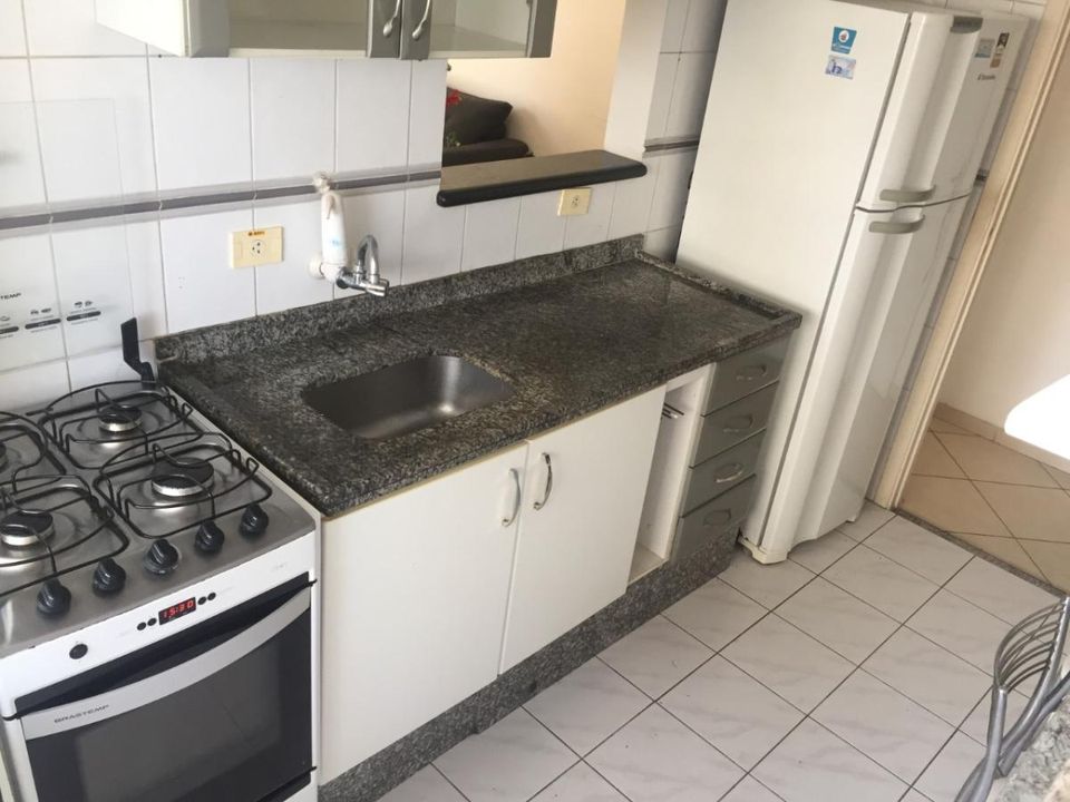 Apartamento à venda com 2 quartos, 68m² - Foto 7