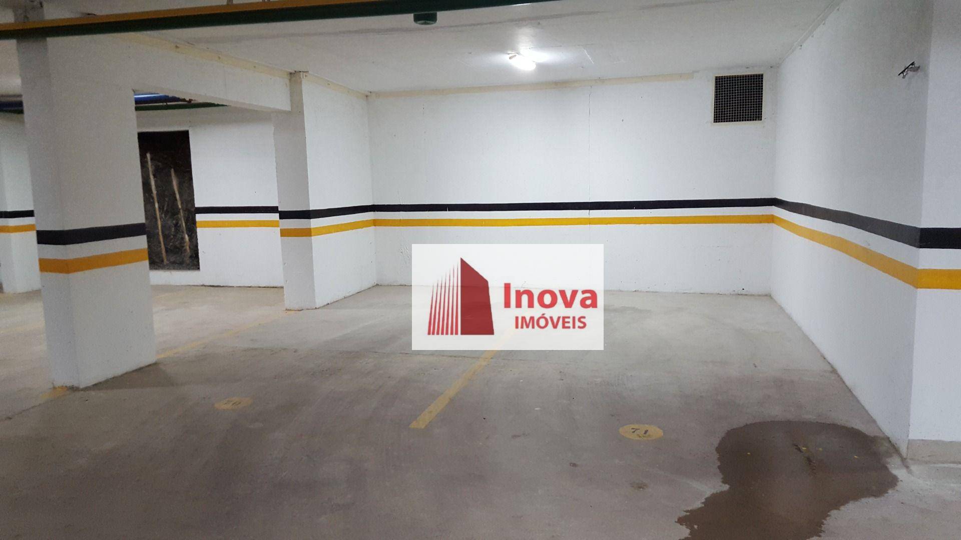 Apartamento para alugar com 3 quartos, 145m² - Foto 31