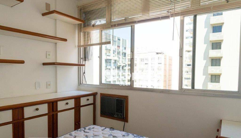 Apartamento à venda com 3 quartos, 76m² - Foto 4