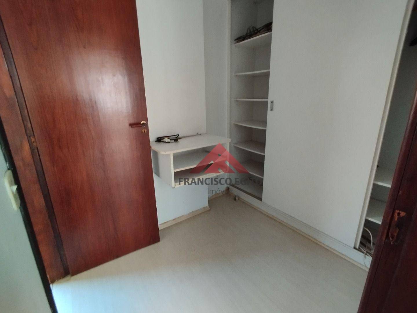 Apartamento à venda com 2 quartos, 70m² - Foto 16