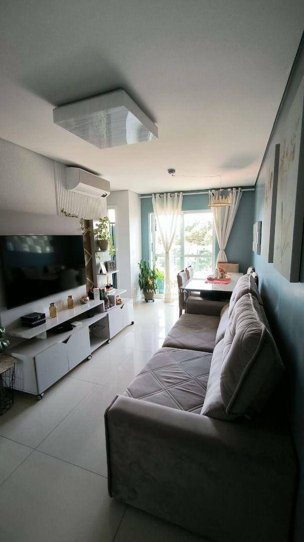 Apartamento à venda com 2 quartos, 64m² - Foto 2