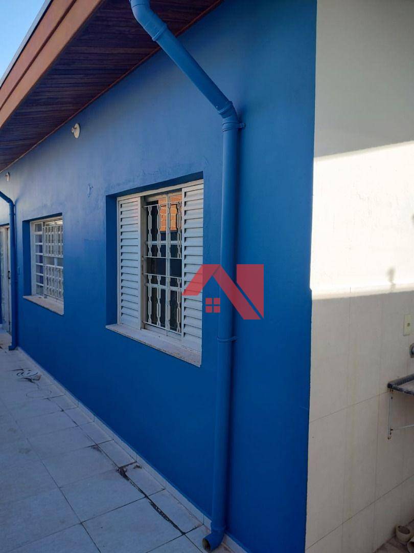 Casa à venda com 3 quartos, 100m² - Foto 12