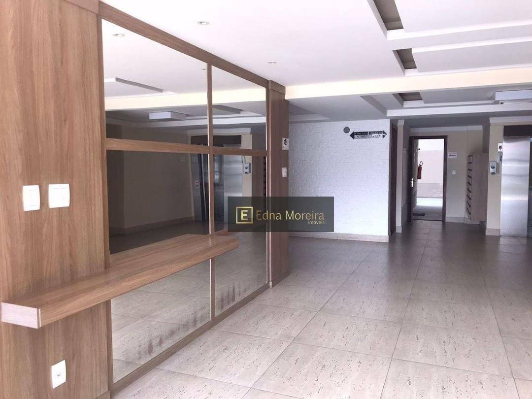 Apartamento à venda com 4 quartos, 216m² - Foto 28