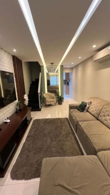 Sobrado à venda com 3 quartos, 160m² - Foto 3