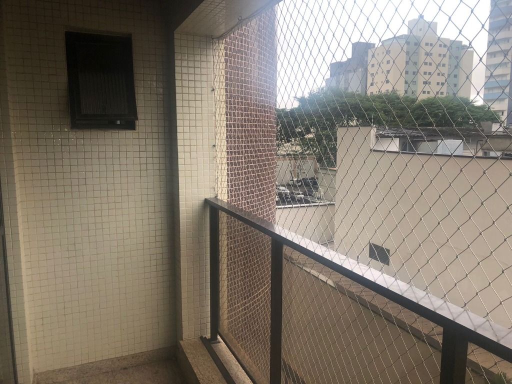 Apartamento à venda com 3 quartos, 190m² - Foto 6