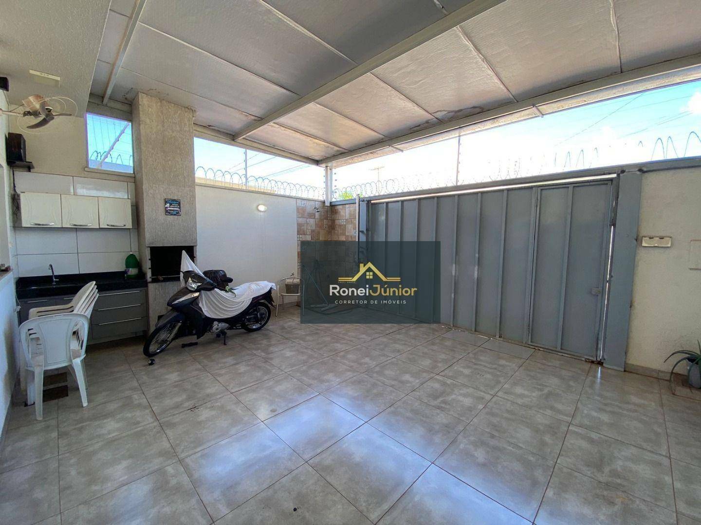 Casa à venda com 3 quartos, 100m² - Foto 10