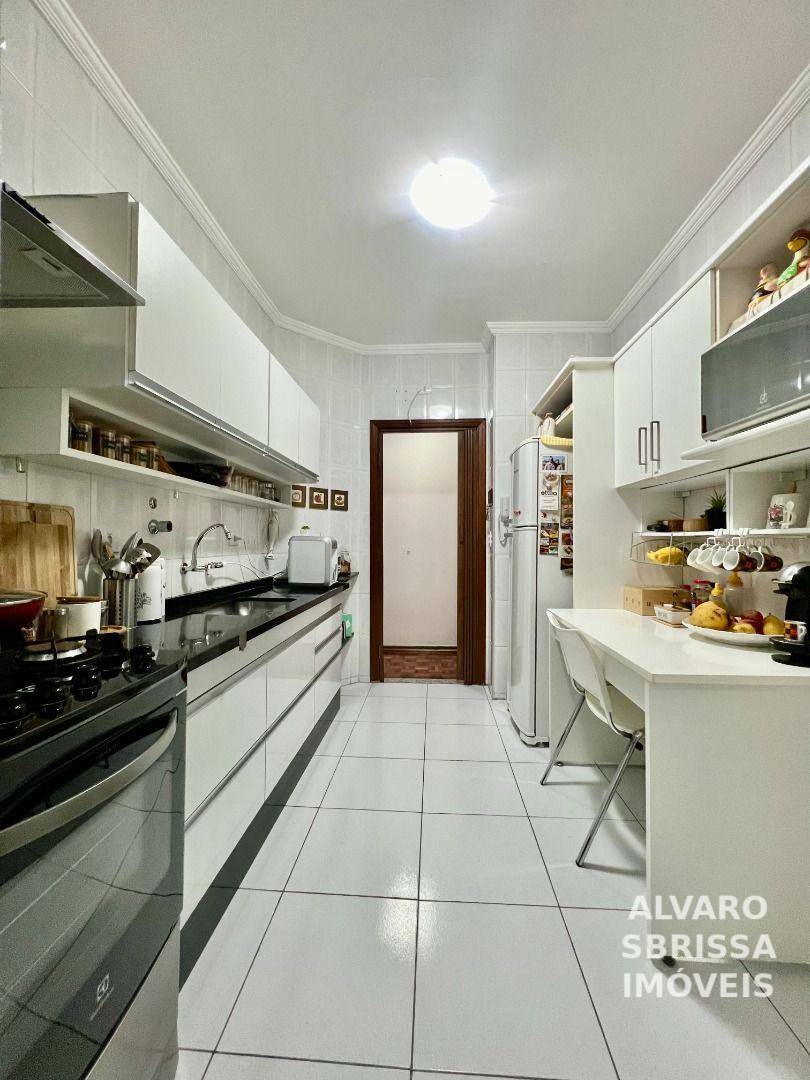 Apartamento à venda com 3 quartos, 76m² - Foto 4