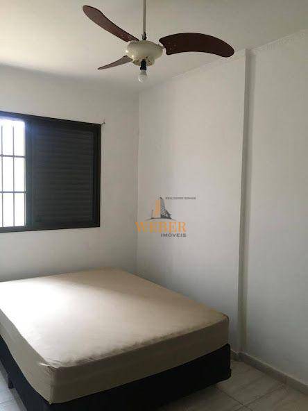 Apartamento à venda com 2 quartos, 67m² - Foto 5