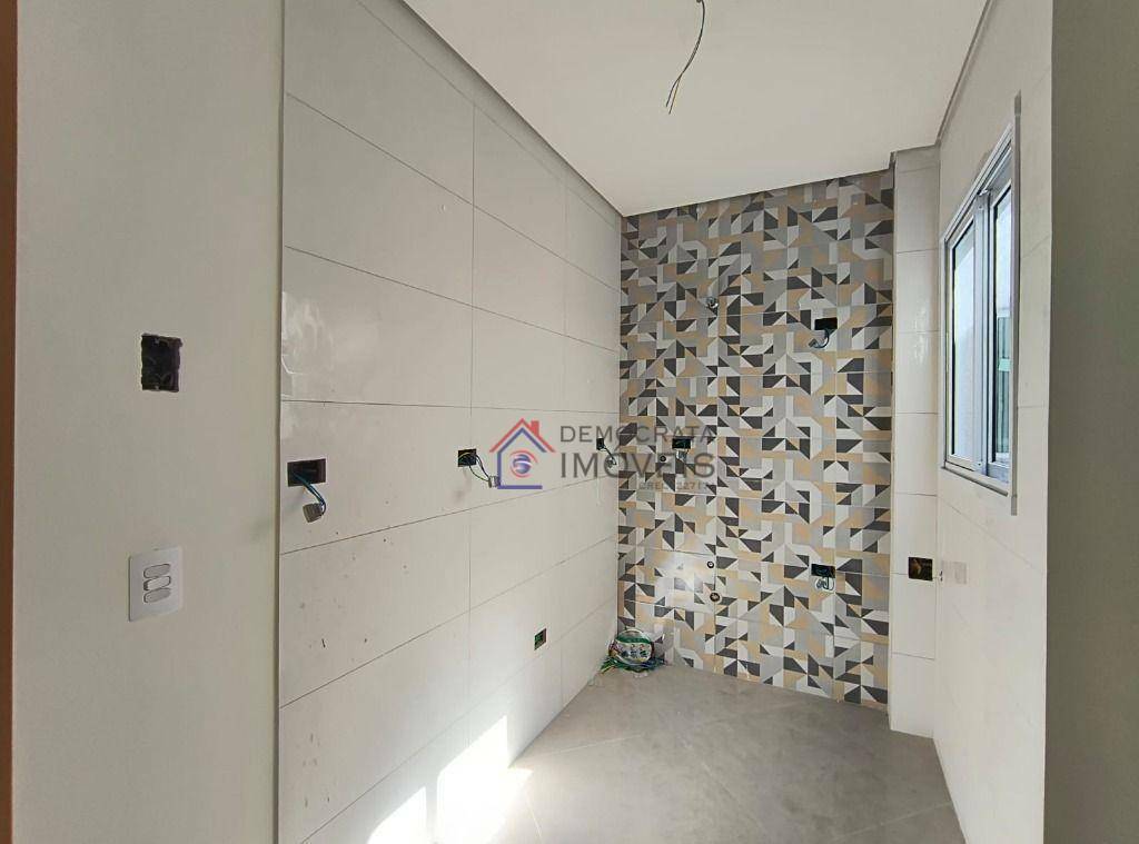 Cobertura à venda com 2 quartos, 80m² - Foto 4