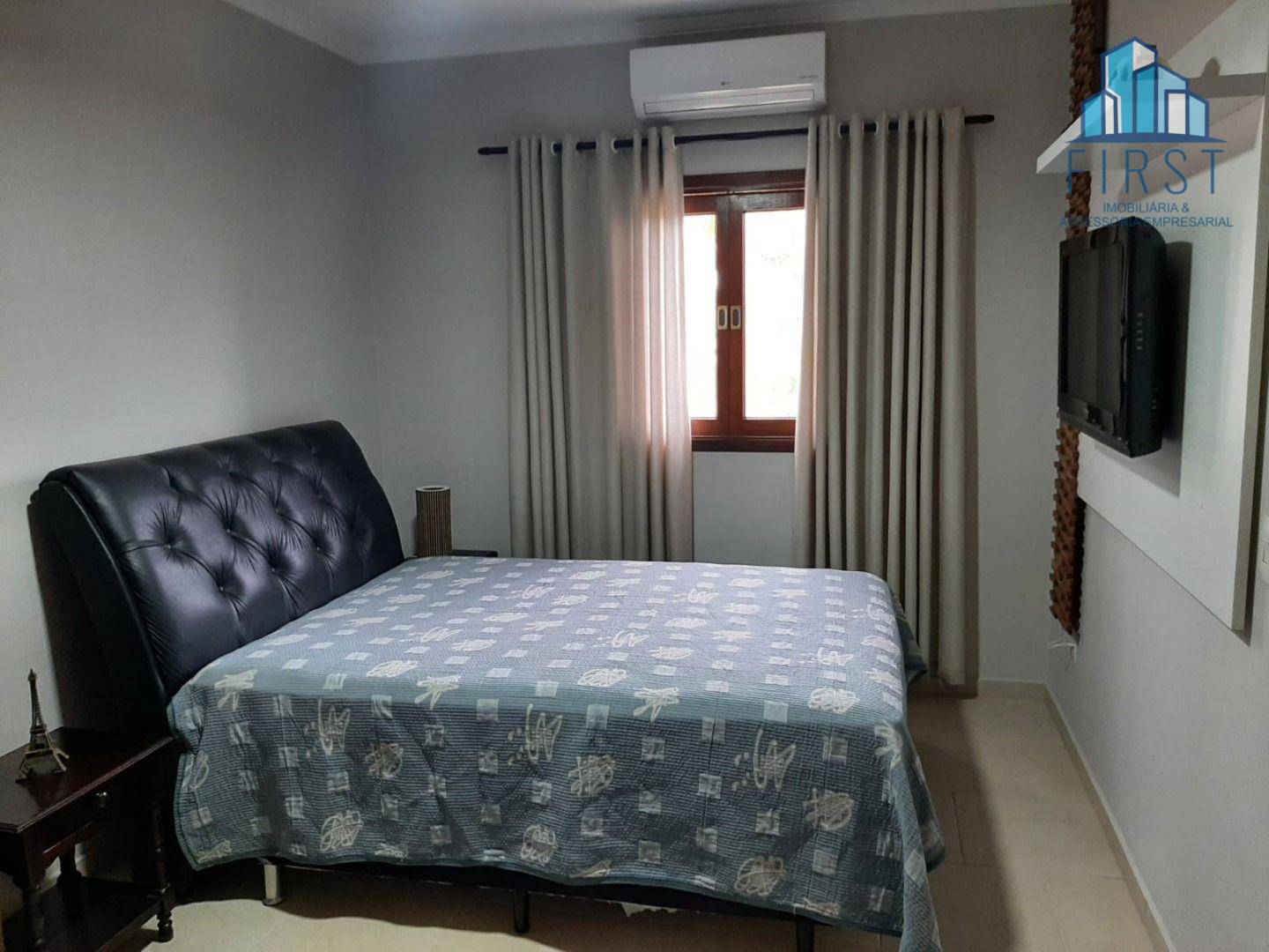 Casa à venda com 3 quartos, 270m² - Foto 17