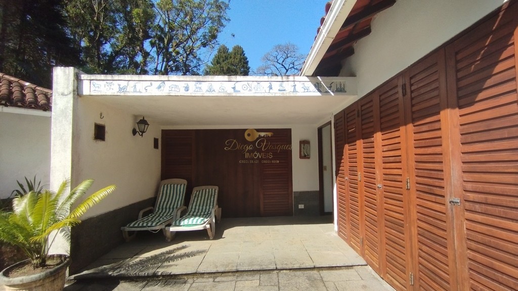 Casa à venda com 5 quartos, 2600m² - Foto 6