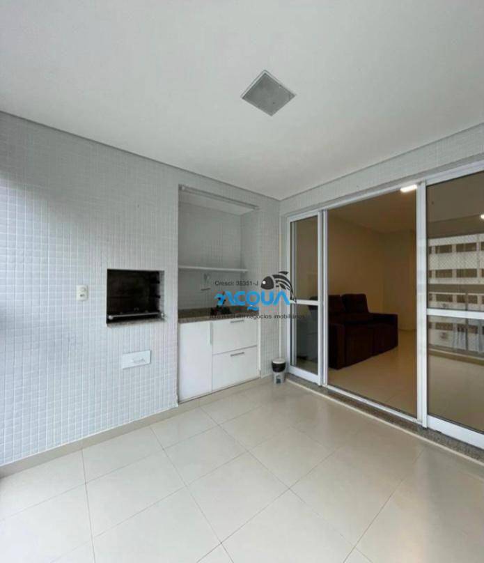 Apartamento à venda com 3 quartos, 135m² - Foto 6