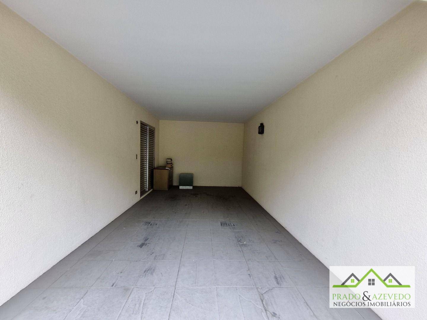 Casa à venda com 4 quartos, 140m² - Foto 3